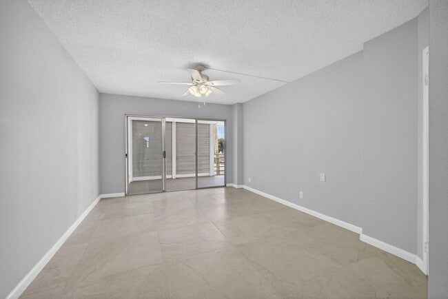 Building Photo - 3590 Via Poinciana
