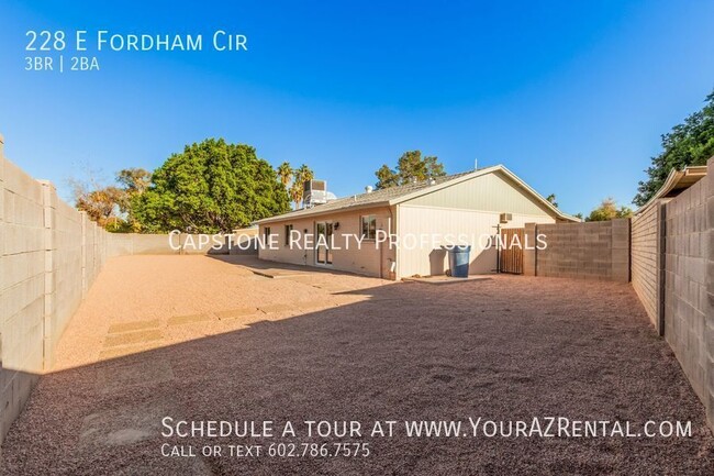 Building Photo - 3 Bed 2 Bath single story home in Tempe!