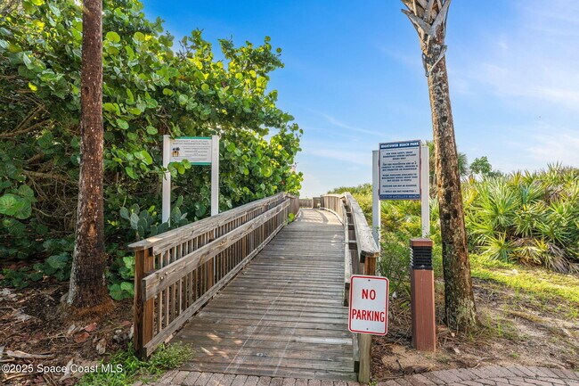 Building Photo - 1125 Jimmy Buffett Mem Hwy