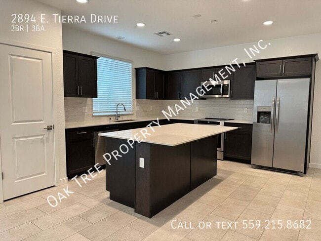 Building Photo - 2894 E Tierra Dr