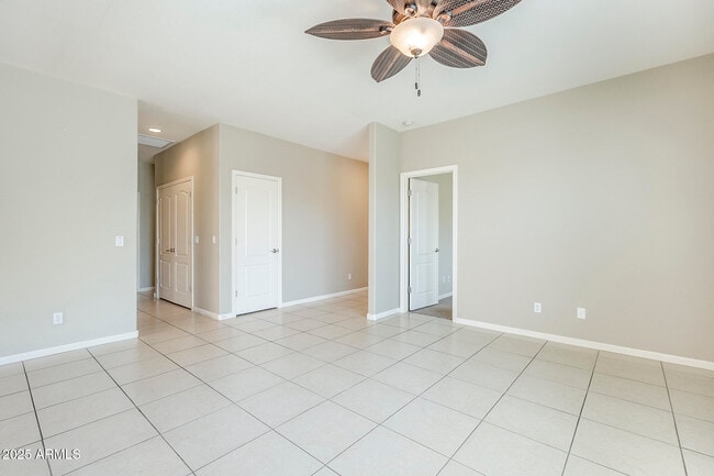Building Photo - 13562 W Cypress St
