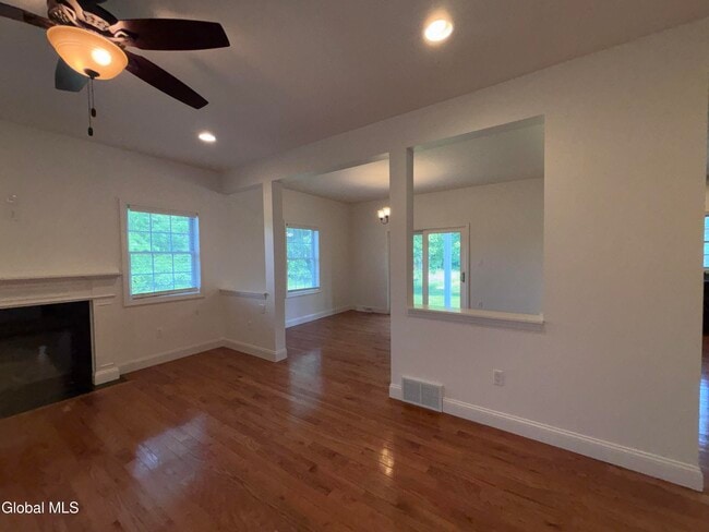 Building Photo - 283 Sugar Hill Rd