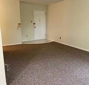 Building Photo - 1290 Rockland Ave