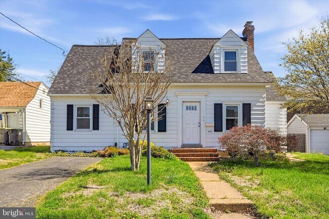 Building Photo - 3 Curtis Ave