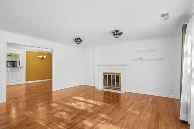 Building Photo - 3-Bedroom | 3.5-Bath Home for Rent in The Dunes – Myrtle Beach