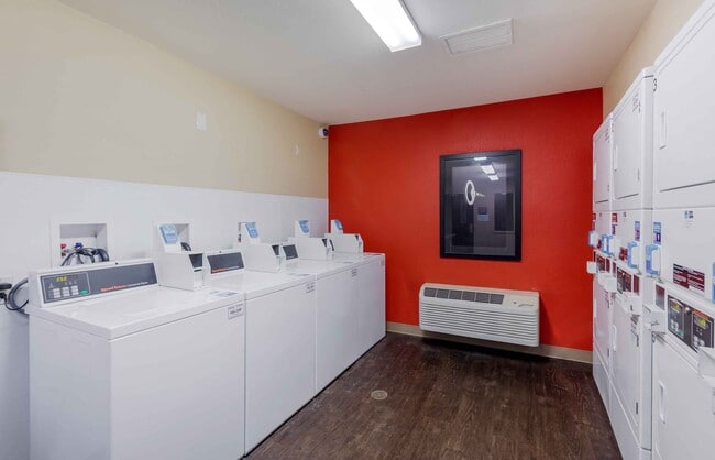 Building Photo - Furnished Studio-Los Angeles - Simi Valley