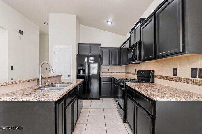Building Photo - 14685 Holsteiner Ct