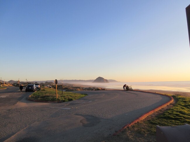 Building Photo - 2 bedroom 2 bath home in Morro Bay