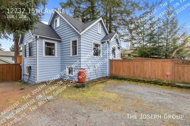 Building Photo - 12732 15th Ave NE