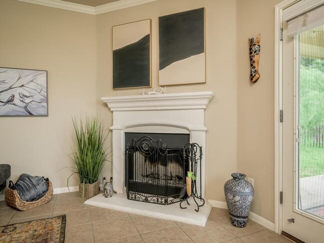 Building Photo - 14508 Broadwinged Hawk Dr