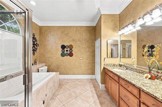 Building Photo - 6536 Ilex Cir