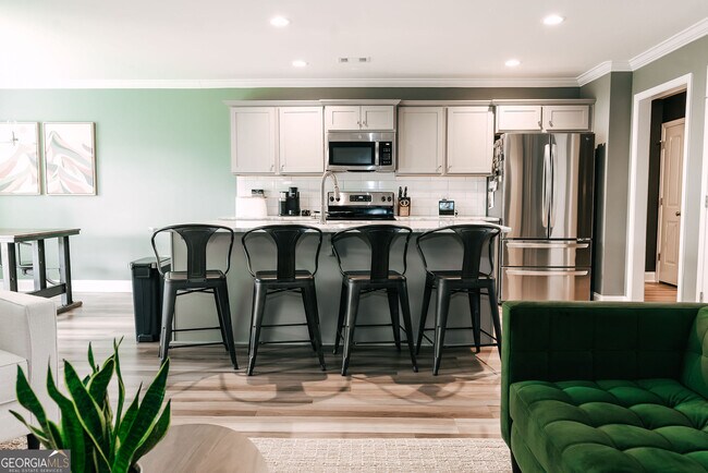 Building Photo - 207 Remington Dr