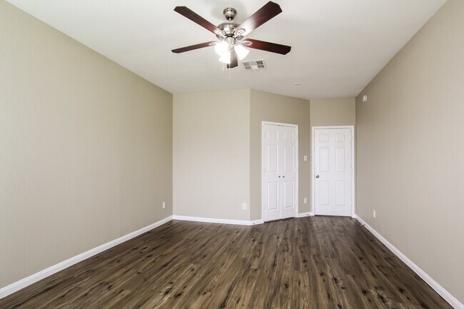 Building Photo - 21806 Catoosa Dr