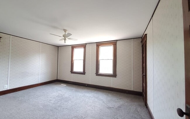 Building Photo - 351 Harriman Heights Rd