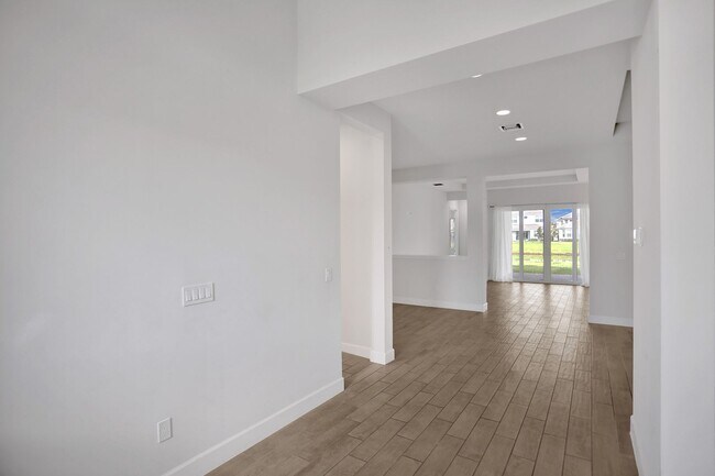 Building Photo - New House for Rent