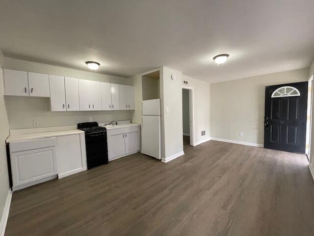 Building Photo - 2801 Eutaw St