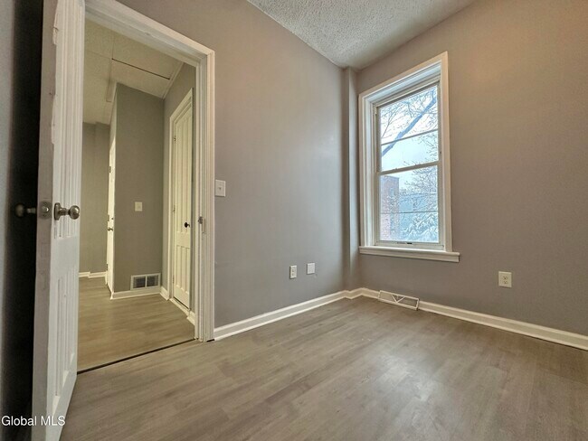 Building Photo - 1 Pawling Ave