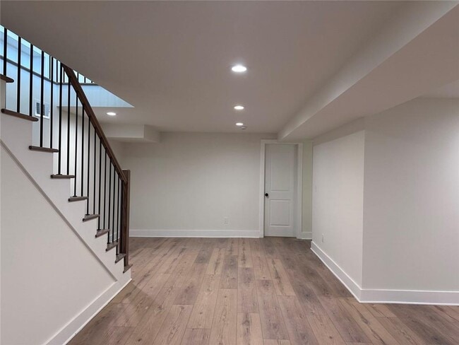 Building Photo - 5140 Tilly Mill Rd