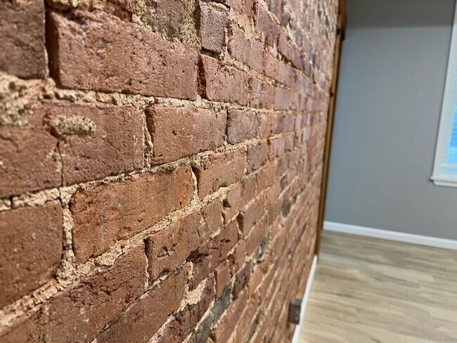 Building Photo - 415-417 Chestnut