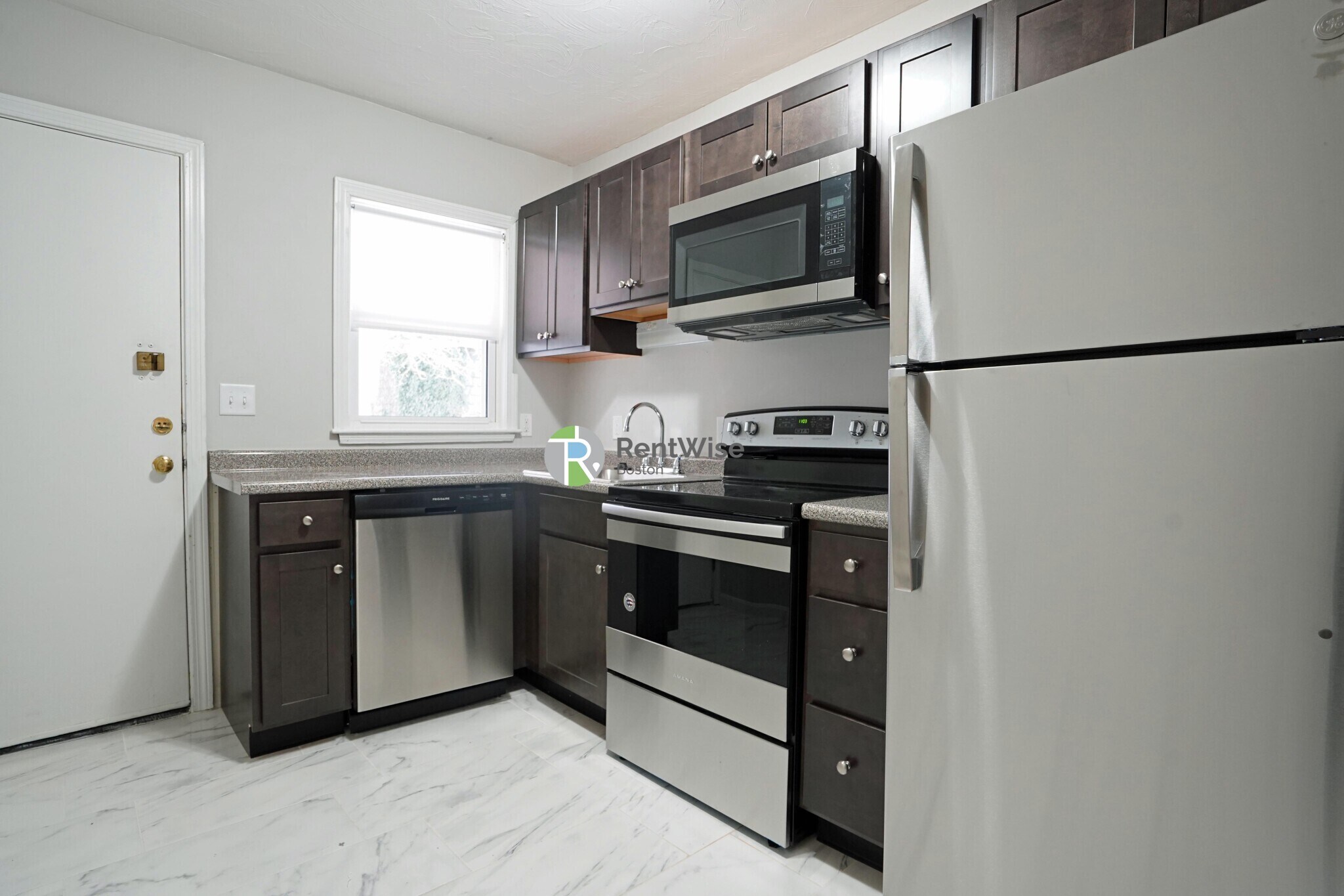 Building Photo - 29 Colborne Rd