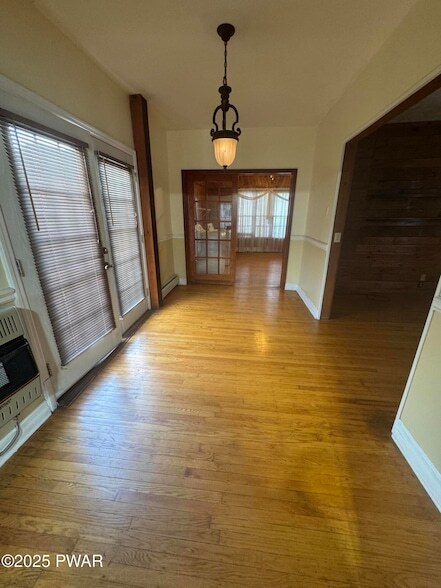 Building Photo - 93 Wayne St