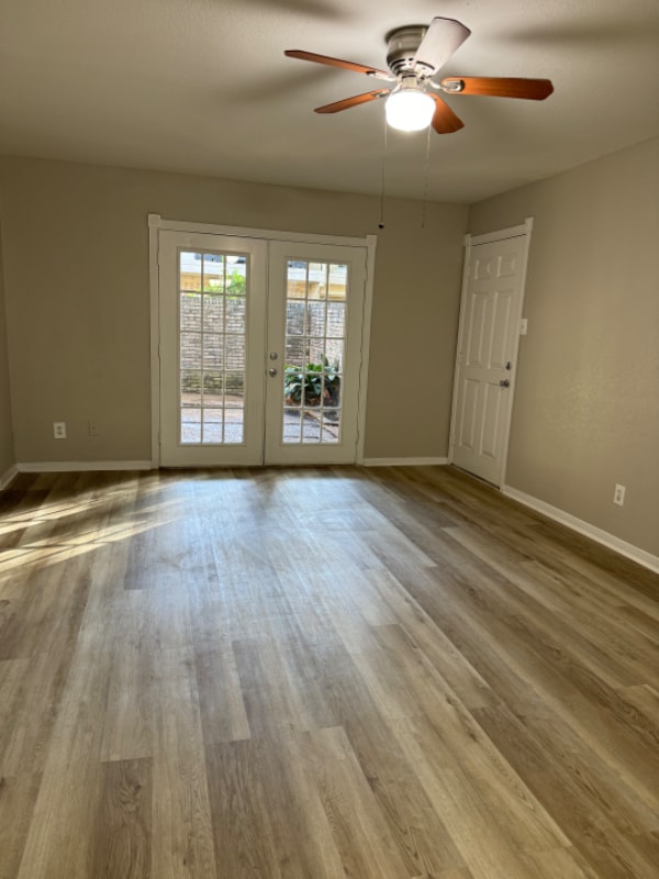 Building Photo - 2585 Marilee Ln