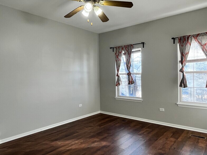 Building Photo - 3275 Stratford Ct