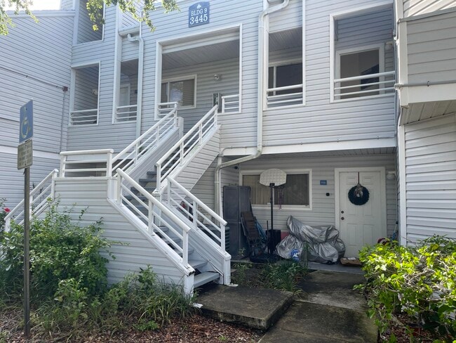 Building Photo - 3445 NW 44th St