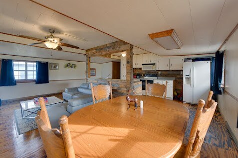 Building Photo - 141 Sunflower Ct