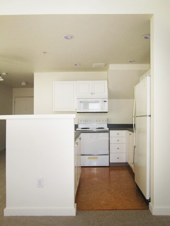 Building Photo - 2414 1st Ave