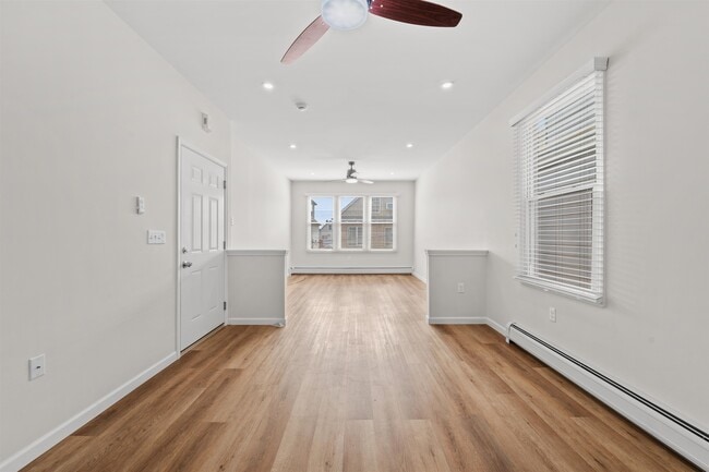 Building Photo - 11 Obrien Ct