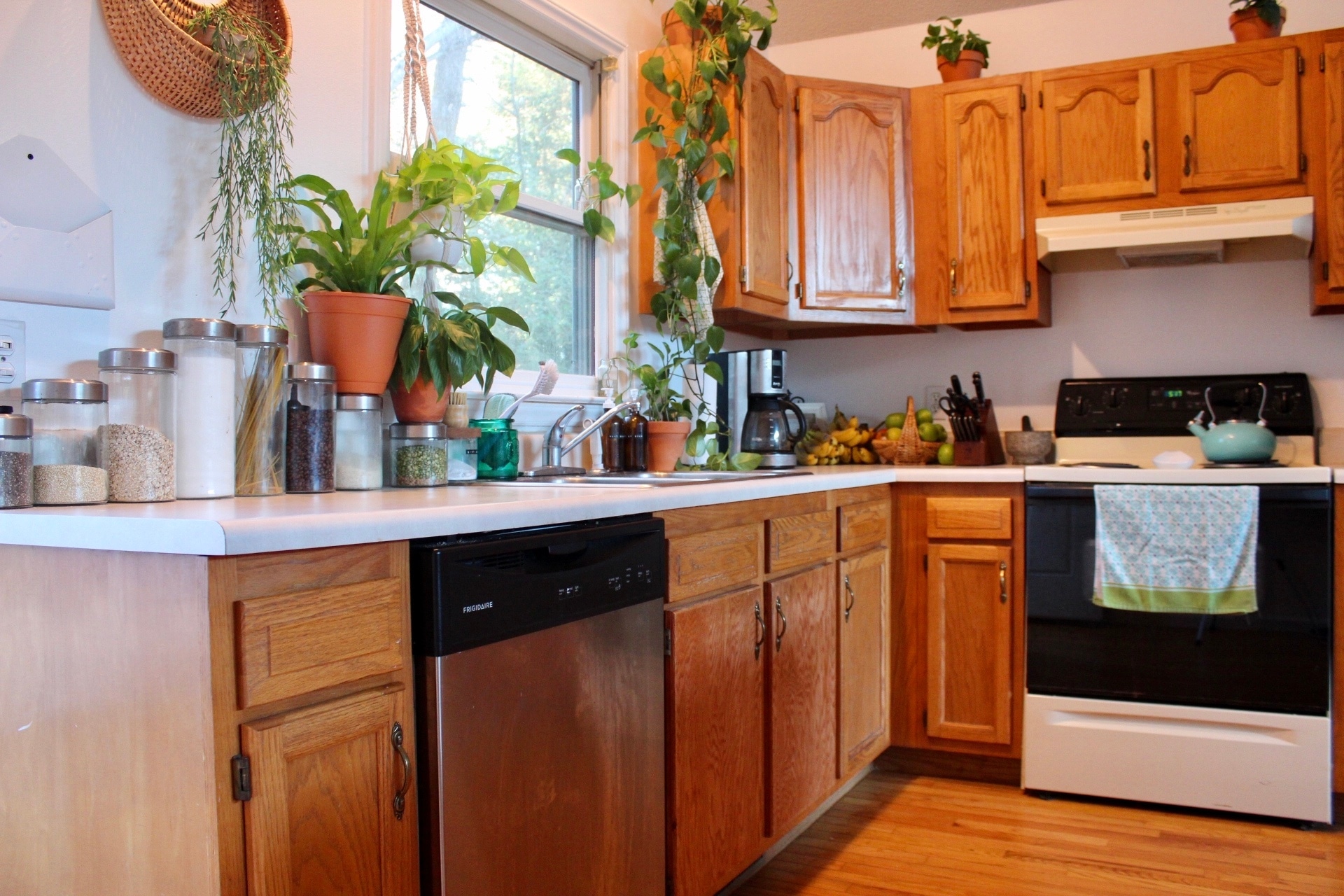 Kitchen - 28 Brown Hollow Ln