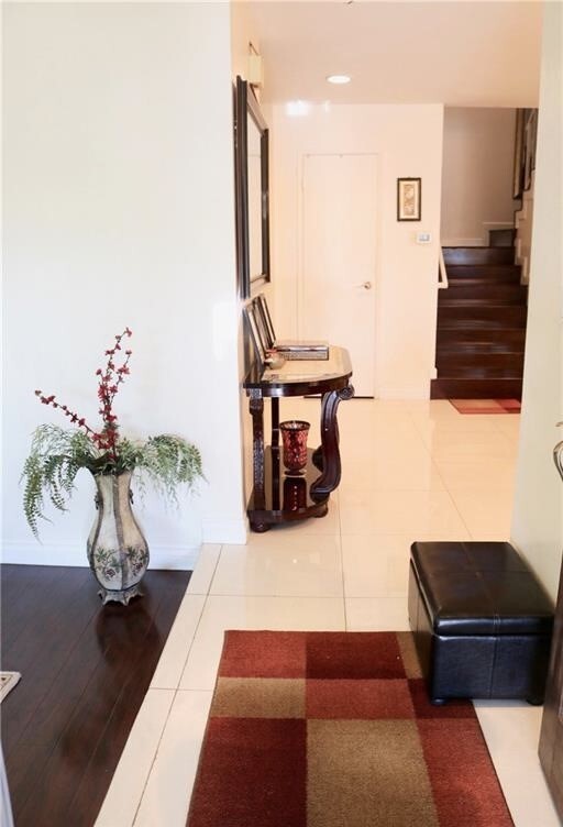 Building Photo - 10638 Balcom Ave