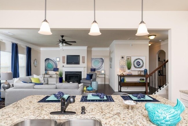 Building Photo - 1856 Hanover W Dr