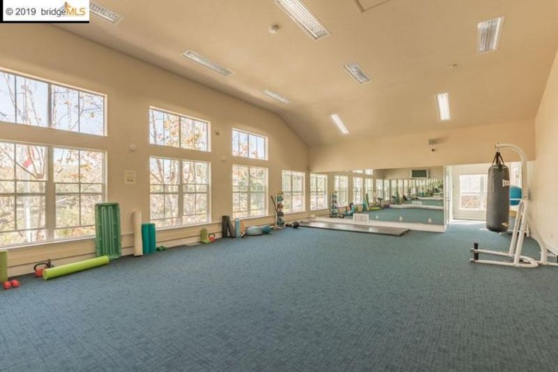 Yoga room - 26 Bayside Ct