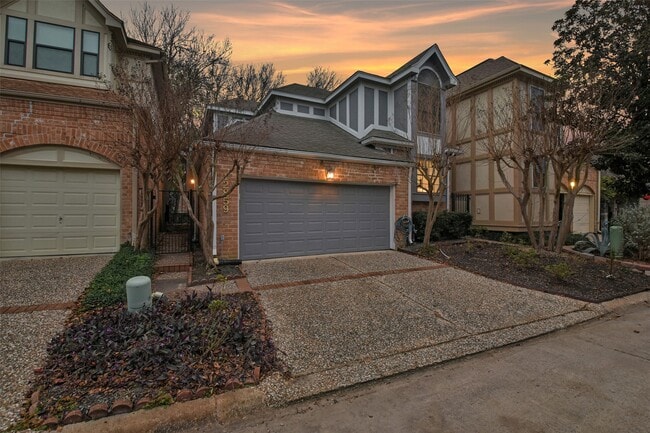 Building Photo - 12859 Kingsbridge Ln