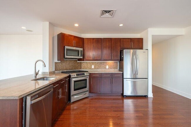 Building Photo - 201 Marin Blvd