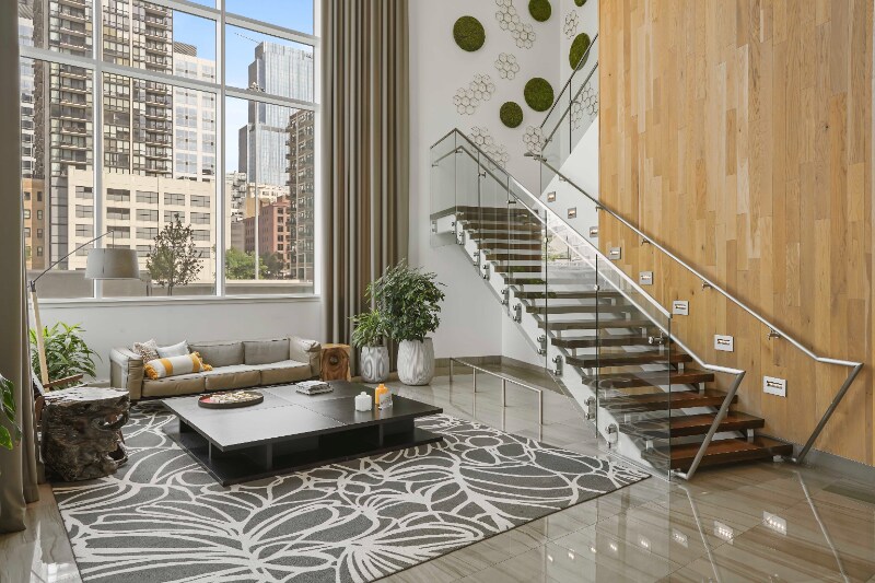 Building Photo - 710 W Adams St