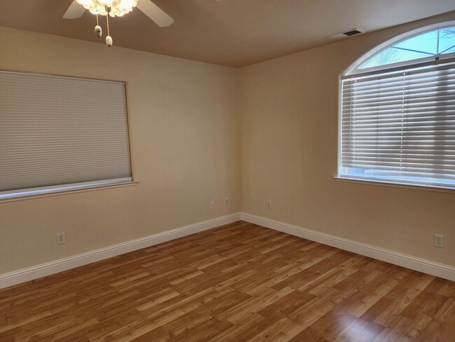 Building Photo - Home For Rent in Winhaven are of Minden