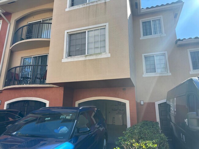 Building Photo - 4179 N Haverhill Rd