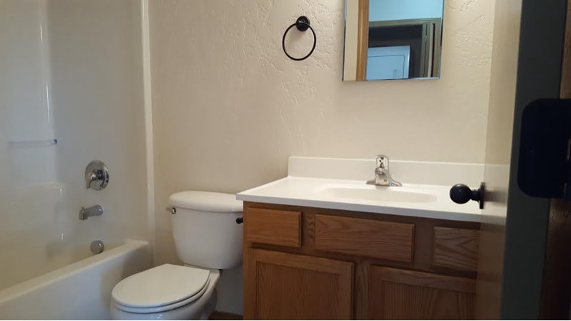 Building Photo - 33 Appleway Dr
