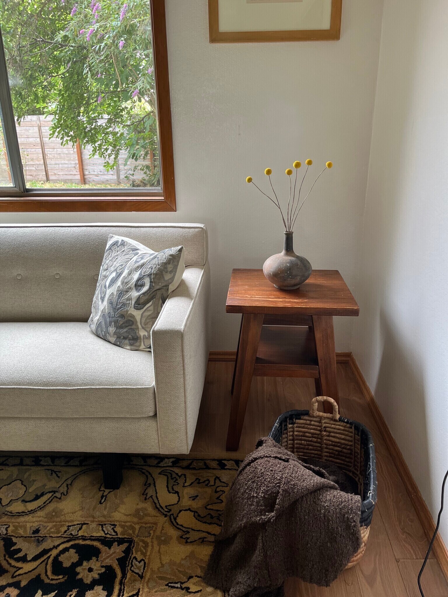 Living Room - 4219 Colver Rd