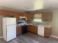 Building Photo - 108 Valley Brook Rd