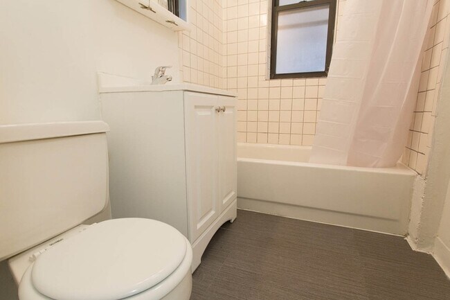 Floorplan - 5335-5345 S. Kimbark Avenue