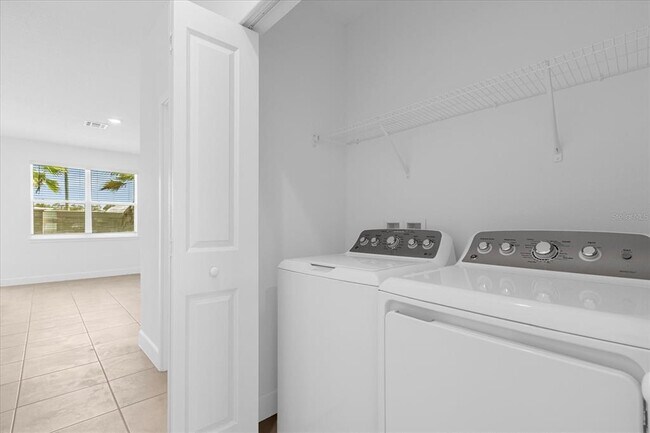 Building Photo - 1321 Captiva Cv