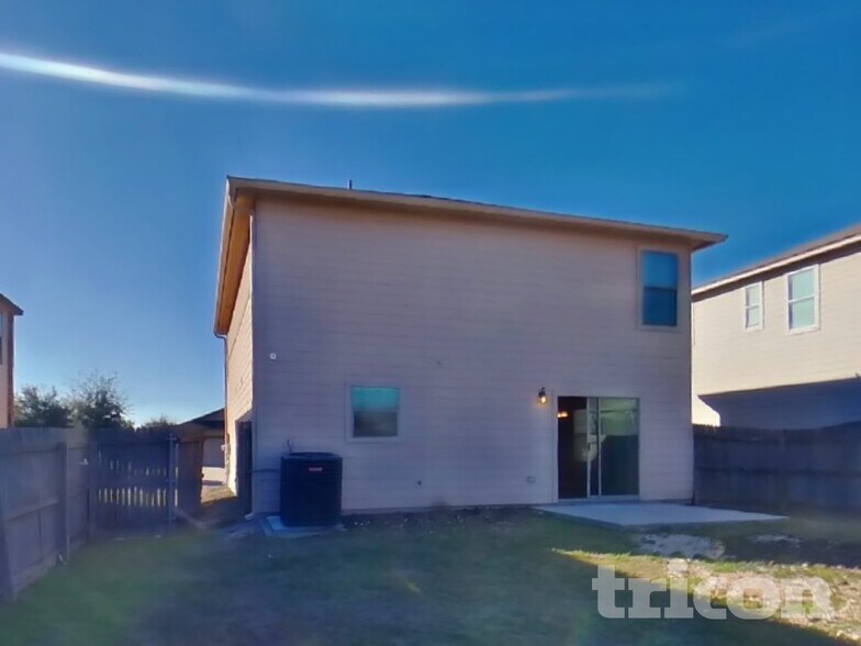 Building Photo - 2310 Cats Paw View