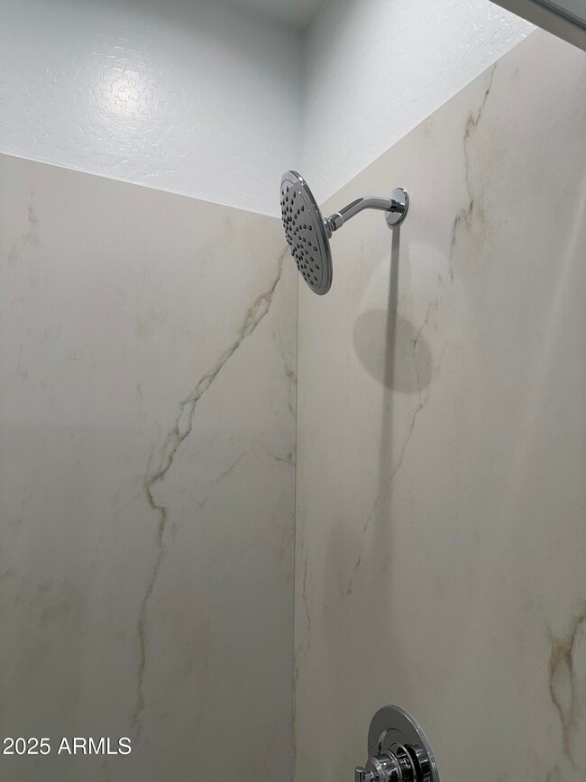 Building Photo - 782 S Olympic Dr