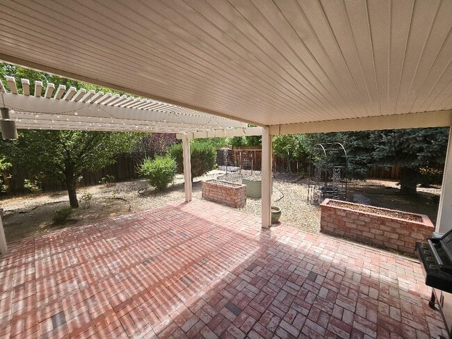 Building Photo - 7873 Morro Ave