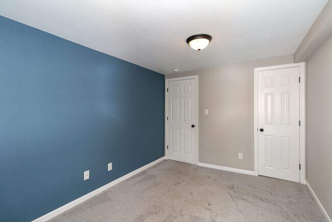 Building Photo - 4 Bedroom home in historic downtown Carlisle, PA!