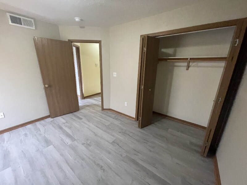 Building Photo - 3403 Westwind Dr